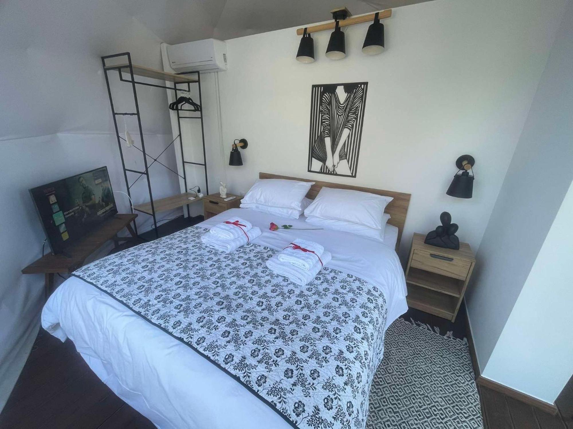 Ellie's Eco Private Glamping And Campeggio Nea Kallikrateia